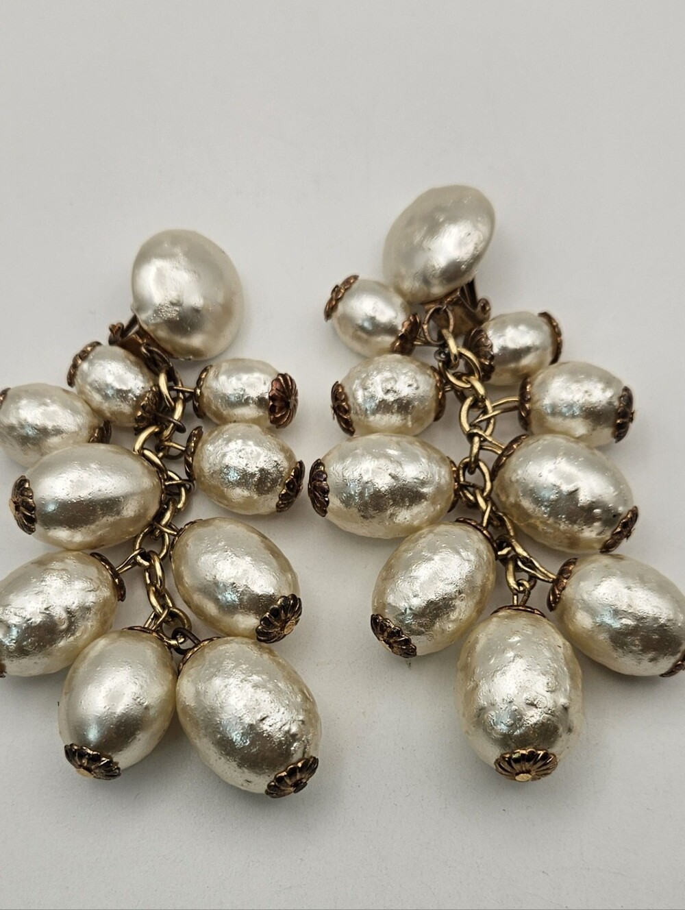 Vintage Faux Pearl Grape Cluster Dangle Earrings Gold Tone Clip On Statement 3.5